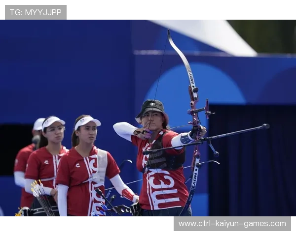 现场直击：运动员的“泪水与笑容”交织瞬间